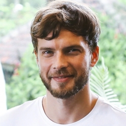 Matthew Downie